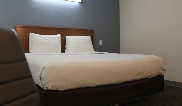 Family-friendly Guest Rooms At Comfort Inn Rohnert Park Sonoma County